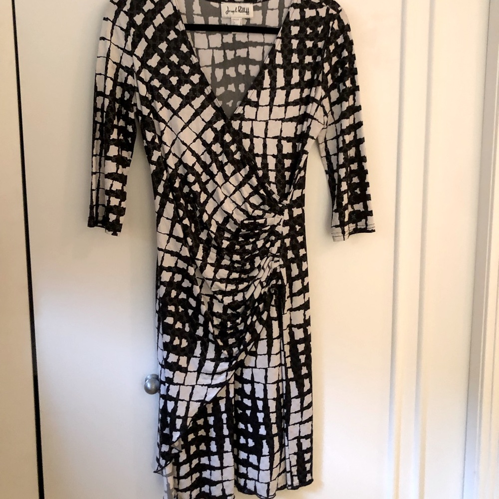 Women’s stretchy wrap dress